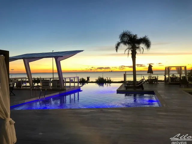 Imagem 2: Descubra a Sensação de Viver em Um Paraíso À Beira-Mar!