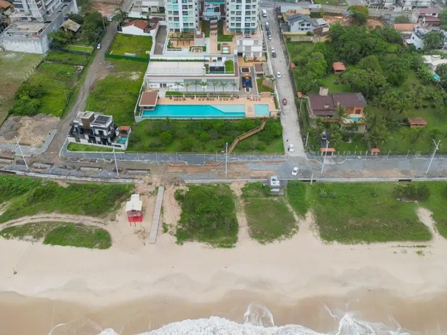 Imagem 1: Seu Paraíso À Beira-Mar Espera por Você!