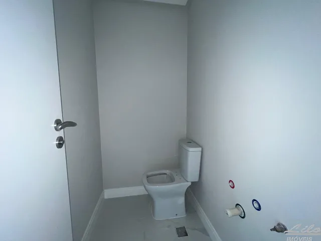 Imagem 13: Apartamento de Alto Padrão no Palm Springs Tower da Vetter