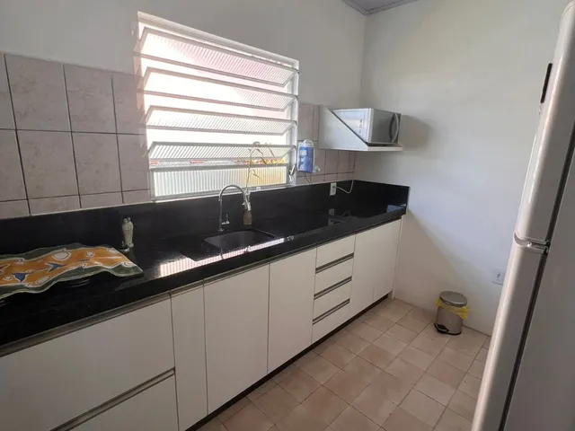 Imagem 4: Bela casa de alvenaria no centro de Penha!
