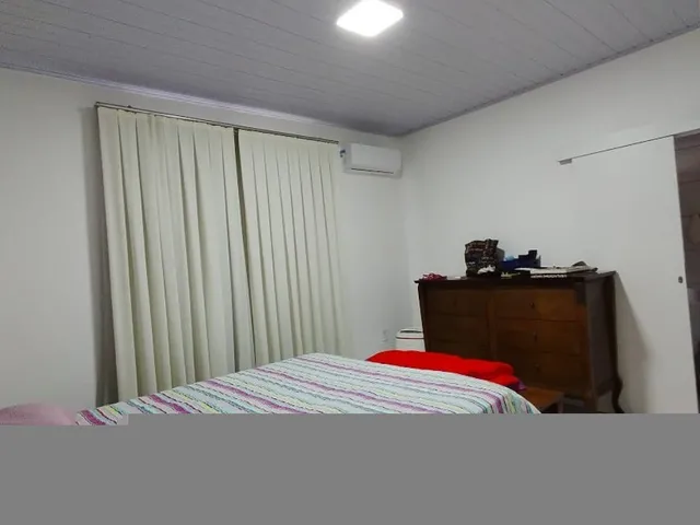 Imagem 12: Bela casa de alvenaria no centro de Penha!