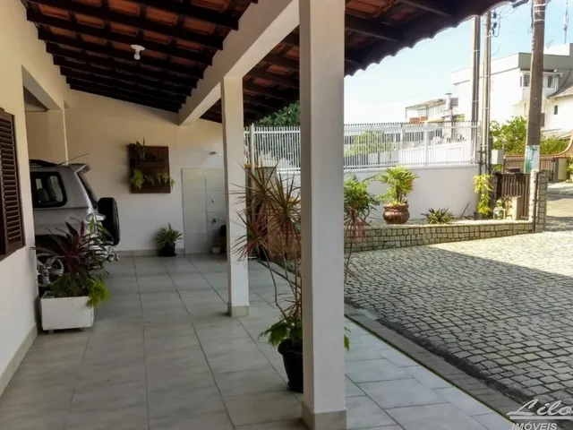 Imagem 4: Sobrado com 2 Moradias Independentes com 180M²
