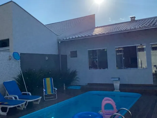 Imagem 10: Casa com Piscina no Centro de Penha