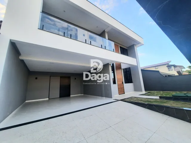Imagem: Casa Alto Padrão em Carianos, Florianópolis/SC
