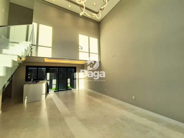 Imagem 2: Casa Alto Padrão em Carianos, Florianópolis/SC