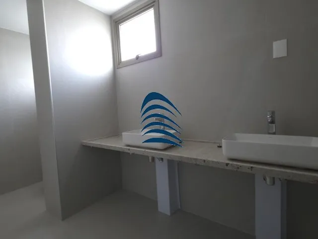 Imagem 11: MANSÃO VILLA VITÓRIA ? CORREDOR DA VITÓRIA Viva o privilégio de morar em um dos