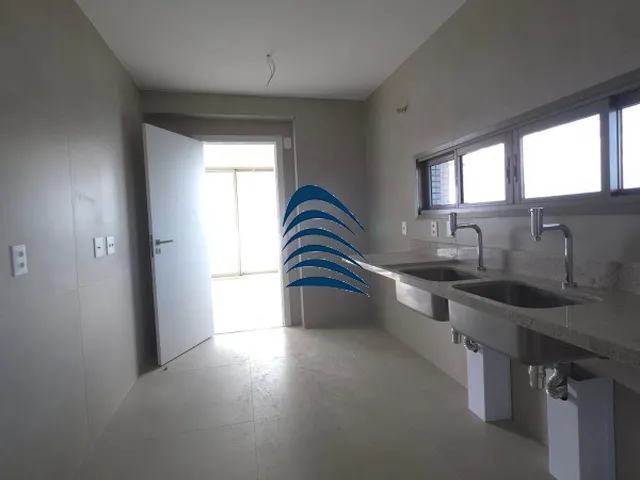 Imagem 7: MANSÃO VILLA VITÓRIA ? CORREDOR DA VITÓRIA Viva o privilégio de morar em um dos
