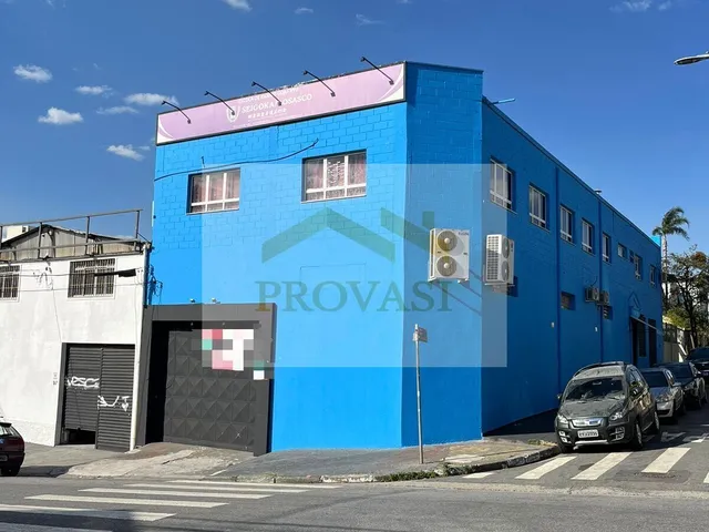 Imagem: A loja possui 6 Banheiros, 636m² de Área e está