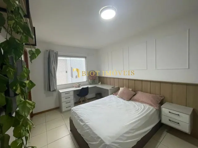 Imagem 4: Imperdível casa à venda em Niterói-RJ, bairro Itaipu. 4 quartos, 3 suítes, 1 sala, 5