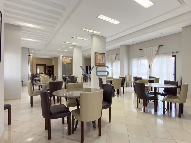 Imagem 3: Apartamento Alto Padrão com 4 quartos, 3 vagas de garagem, 196m² privativos, no