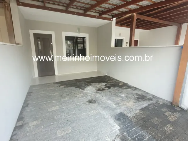 Imagem 3: Sobrado Geminado com 2 Dormitórios e Edícula - Vila Nova, Joinville