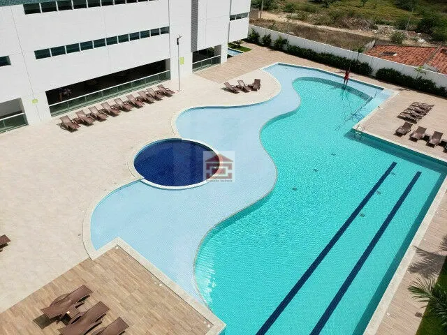 Imagem: O apartamento possui 2 Dormitórios, 1 Suíte, 1 Banheiro, 2