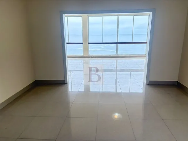Imagem 2: Apartamento à Venda em Copacabana, Rio de Janeiro-RJ: 4 Quartos, 1 Suíte, 2 Salas, 3