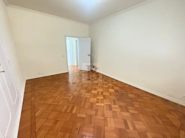 Imagem 6: Apartamento à Venda em Copacabana, Rio de Janeiro-RJ: 4 Quartos, 1 Suíte, 2 Salas, 3