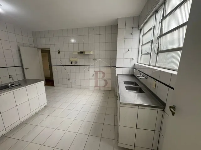 Imagem 5: Apartamento à Venda em Copacabana, Rio de Janeiro-RJ: 4 Quartos, 1 Suíte, 2 Salas, 3