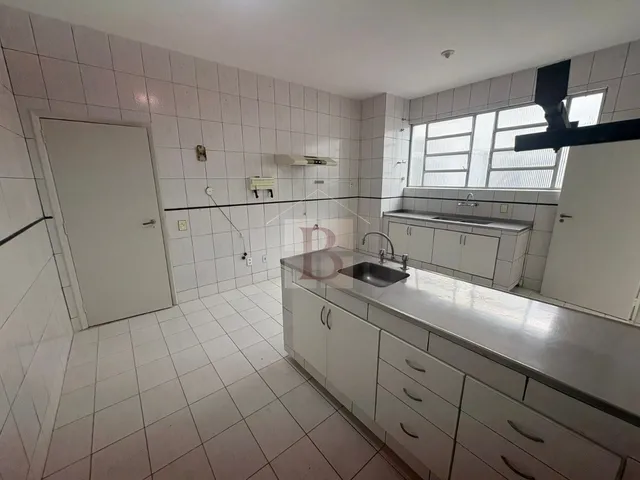 Imagem 12: Apartamento à Venda em Copacabana, Rio de Janeiro-RJ: 4 Quartos, 1 Suíte, 2 Salas, 3