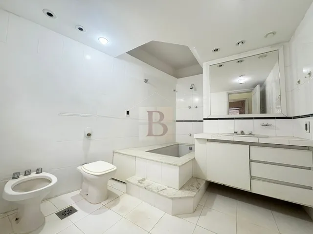 Imagem 15: Apartamento à Venda em Copacabana, Rio de Janeiro-RJ: 4 Quartos, 1 Suíte, 2 Salas, 3