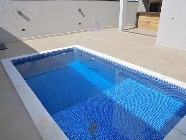 Imagem 10: Casa em Condomínio: 3 Quartos, 3 Suítes, 2 Salas, 4 Banheiros, 4 Vagas, 209,10m² em