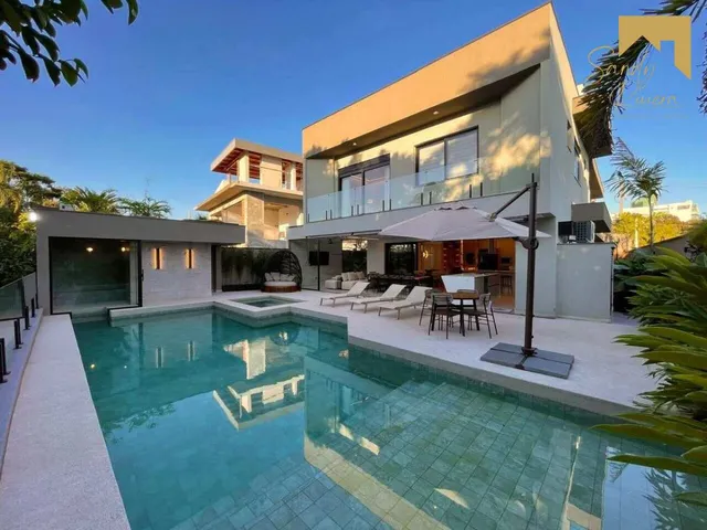 Imagem: Casa de Alto Padrão À Venda na Riviera