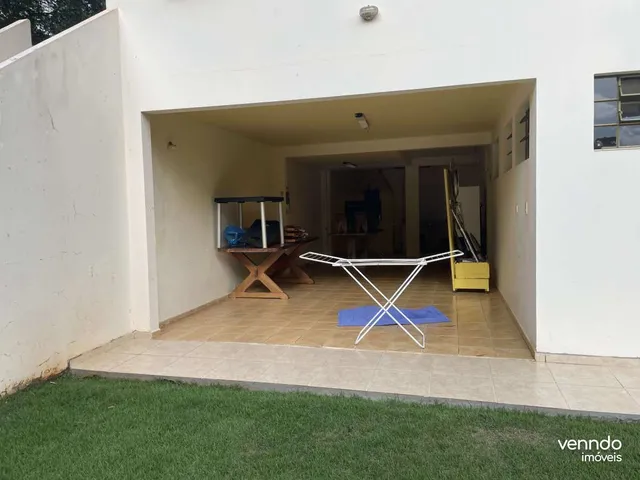 Imagem 4: SOBRADO PRÓXIMO AO SHOPPING CATUAÍ