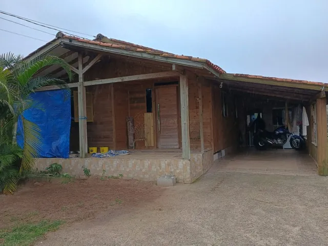 Imagem 3: Casa de Madeira no Bairro Encantada - Garopaba/SC