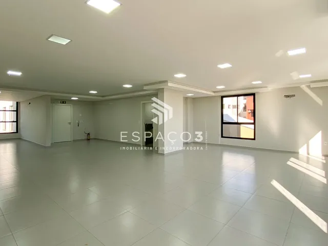 Imagem 5: Sala Comercial Ampla em Condomínio Seguro - Localização Estratégica