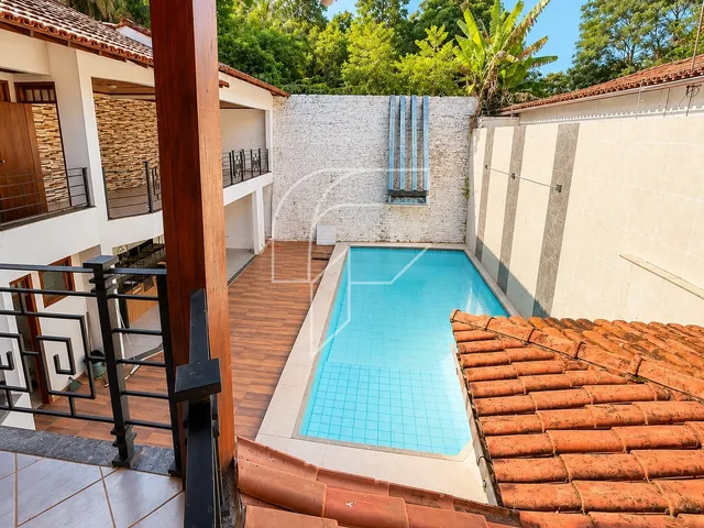 Imagem 2: Casa a venda com 5 quartos, lazer completo, 5 minutos da praia em Guarapari ES