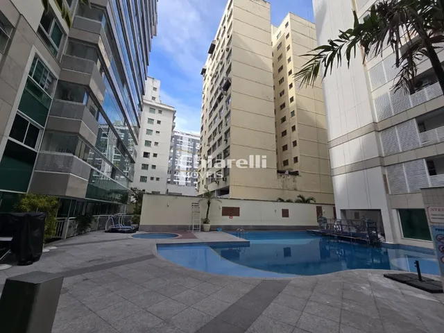 Imagem 5: Venda de Apartamento de Luxo em Icaraí, Niterói-RJ: 4 Quartos, 4 Suítes, 5 Banheiros