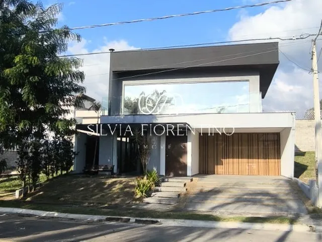 Imagem: Aluguel de Casa em Condomínio de Alto Padrão