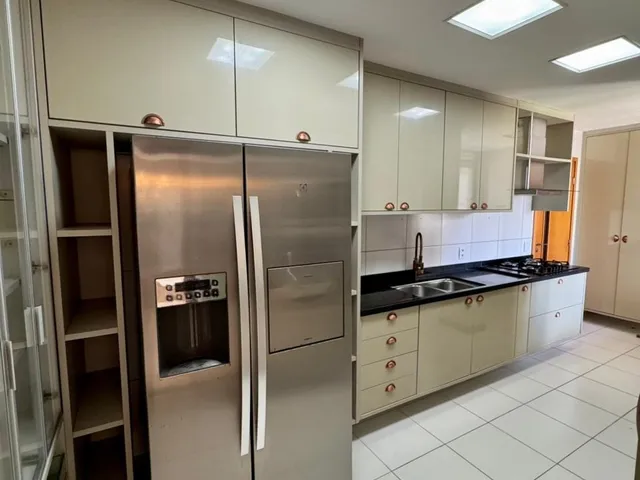 Imagem 11: VENDO APARTAMENTO COM 4 SUÍTES EM PITUAÇU