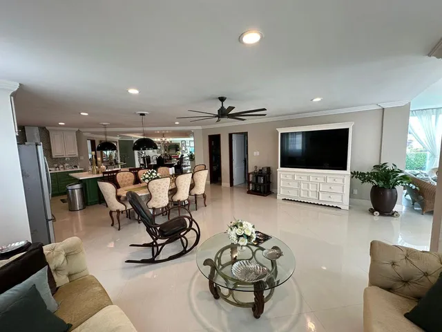 Imagem 12: Casa em condomínio com 6 dormitórios