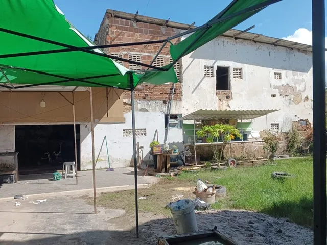 Imagem 8: Terreno com Estrutura Construída (Precisa de Reforma