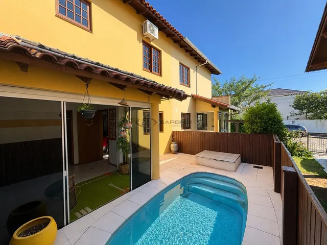 Imagem: DUPLEX SEMIMOBILIADO E COM PISCINA - IMOBILIÁRIA