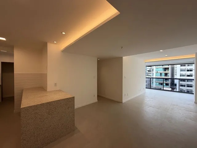 Imagem: Apartamento na Praia do Canto, 3 quartos