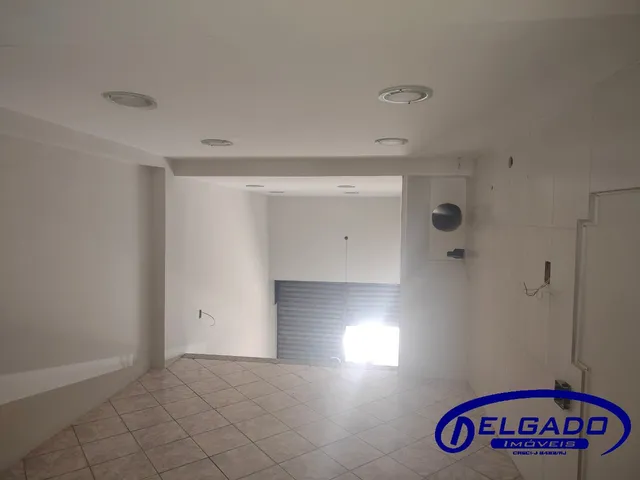 Imagem 2: DELGADO aluga LOJA com banheiro e aproximadamente 60 m², no CENTRO - Itaboraí/RJ