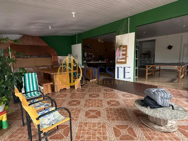 Imagem 2: Terreno com 1 sala comercial e 2 casas no Santa Cruz