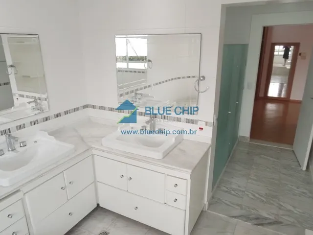Imagem 15: Casa para Locação no Condomínio Novo Leblon - Barra da Tijuca, com 1500m² e 06