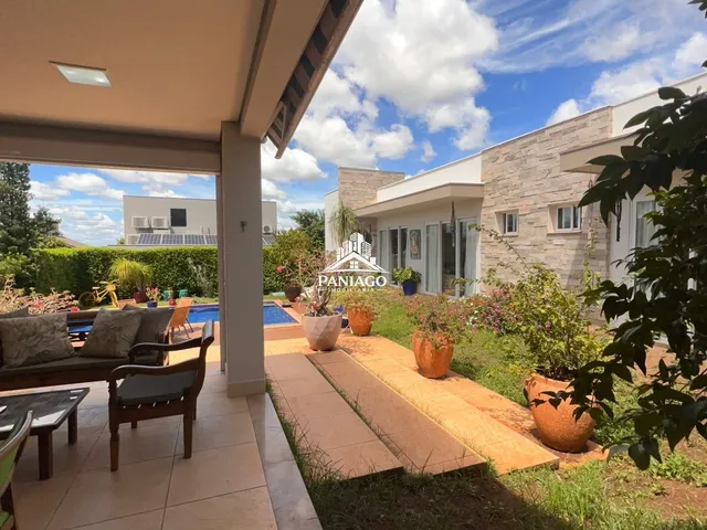 Imagem 7: Casa no Belvedere I com 3 suítes