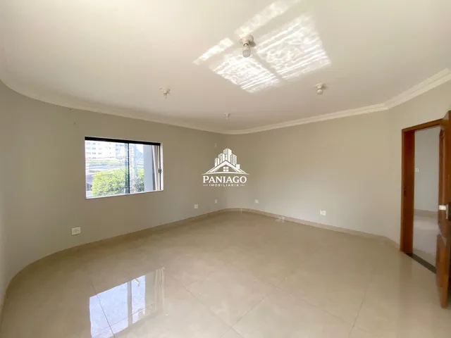 Imagem 13: Casa comercial ampla, 19 salas, 8 banheiros, Bosque da Saúde, Cuiabá-MT