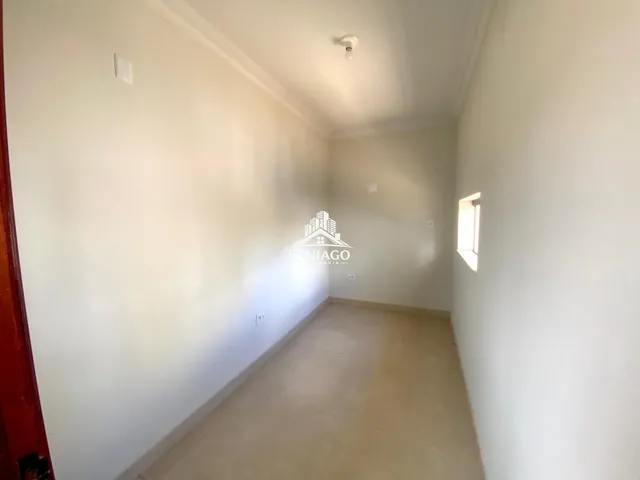 Imagem 12: Casa comercial ampla, 19 salas, 8 banheiros, Bosque da Saúde, Cuiabá-MT