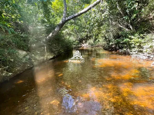 Imagem 14: Chácara Porteira Fechada à Venda Próximo à Cuiabá com Piscina, Rio e Campo Socie