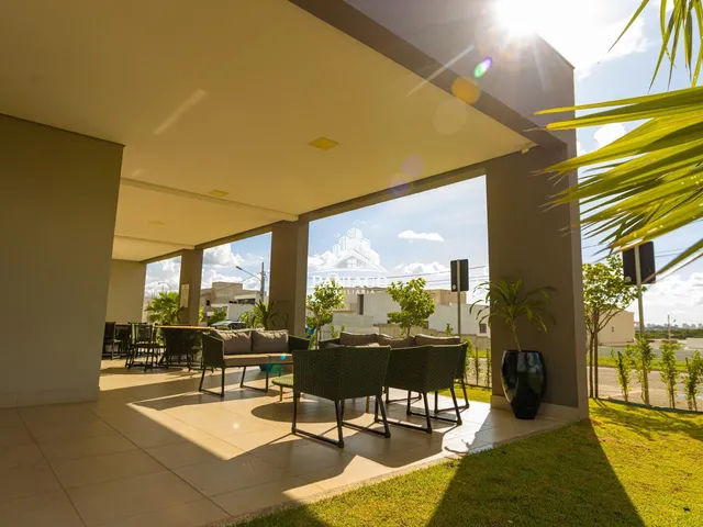 Imagem 3: Sobrado No Belvedere II | 4 Quartos | Energia Solar | Piscina Com Cascata