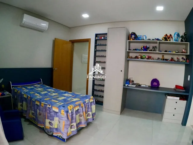 Imagem 11: Sobrado No Belvedere II | 4 Quartos | Energia Solar | Piscina Com Cascata
