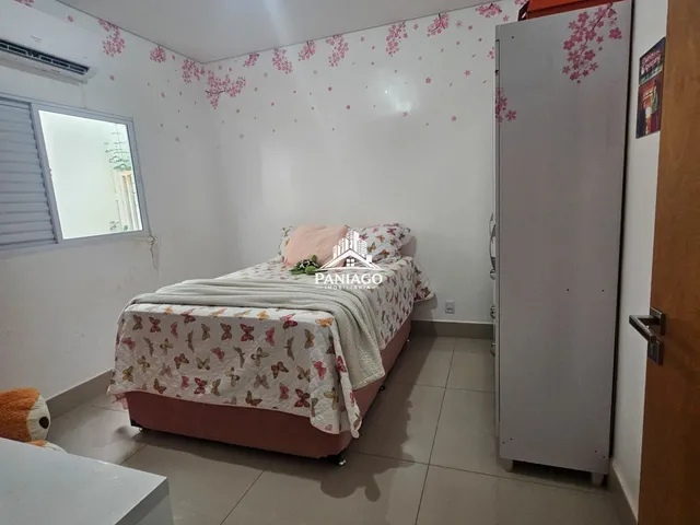 Imagem 3: Casa à Venda no Condomínio Sicília Residence | 3 Quartos | Energia Solar