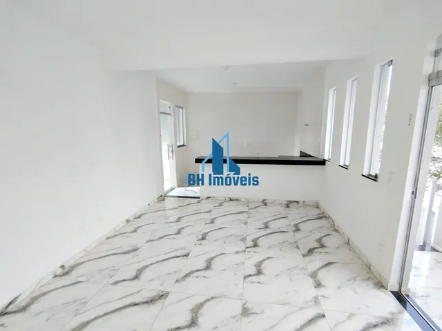 Imagem: Casa Geminada à Venda de 3 Quartos sendo