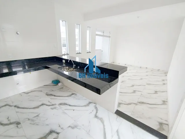 Imagem 6: Casa Geminada à Venda de 3 Quartos sendo 1 Suíte e 4 Vagas - Bairro Vale das Orquídeas