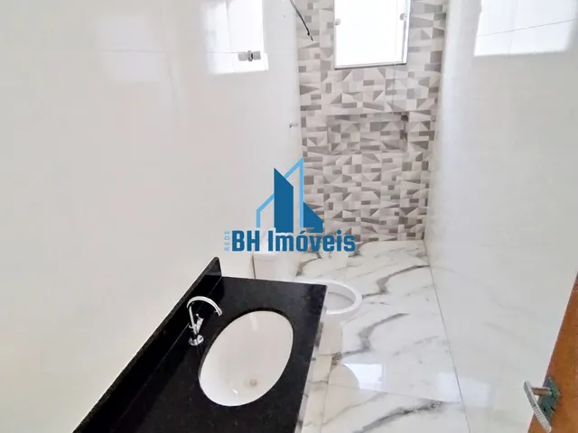 Imagem 15: Casa Geminada à Venda de 3 Quartos sendo 1 Suíte e 4 Vagas - Bairro Vale das Orquídeas