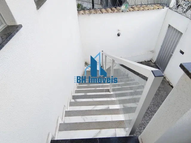 Imagem 8: Casa Geminada à Venda de 3 Quartos sendo 1 Suíte e 4 Vagas - Bairro Vale das Orquídeas