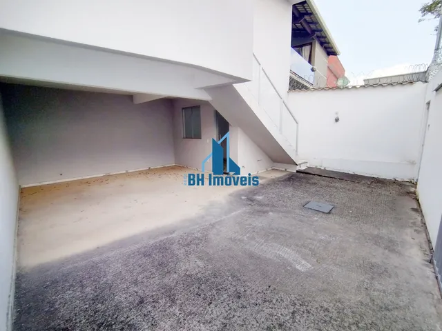 Imagem 14: Casa Geminada à Venda de 3 Quartos sendo 1 Suíte e 4 Vagas - Bairro Vale das Orquídeas