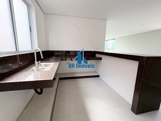Imagem 9: Apartamento de Cobertura duplex com 5 quartos, 3 suítes e 3 vagas no bairro Castelo
